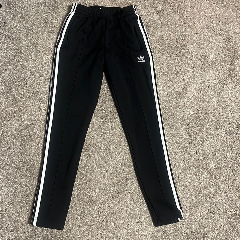 Adidas athletic pants excellent condition xs